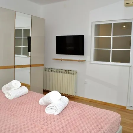 Ratko Apartmán *
