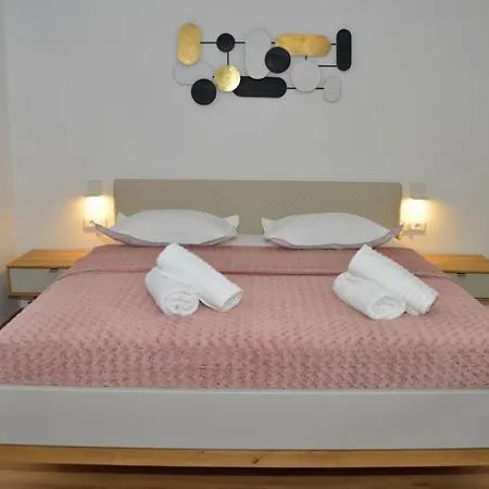 Ratko Apartment *