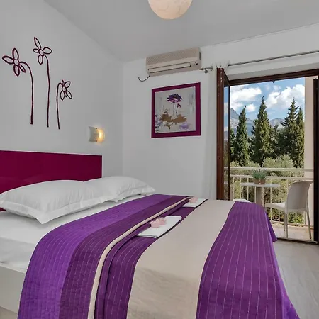 Ratko Apartment